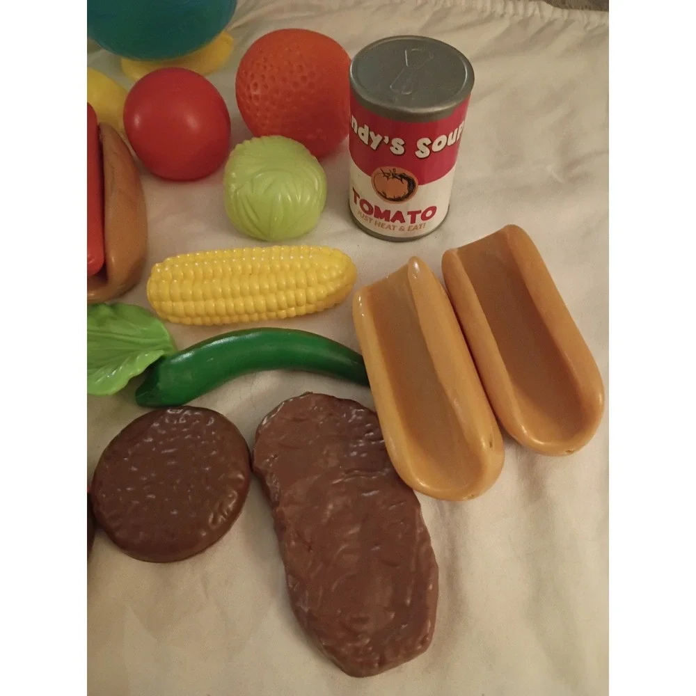 Plastic Play Food Assortment Kitchen Toys Hot Dog Bread Vegetables 18pc Set